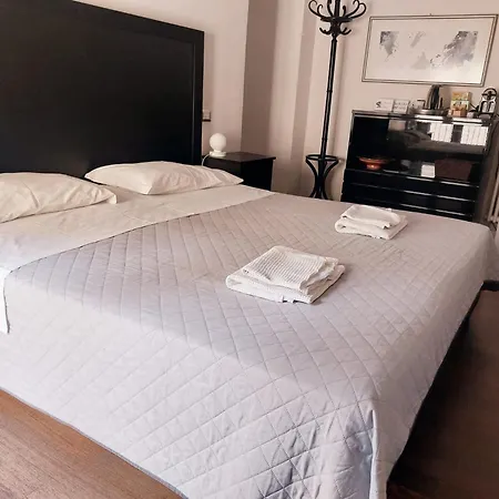 Parigi Гостьовий будинок 3*