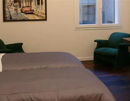 Parigi Гостьовий будинок 3*
